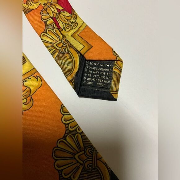 Vintage GIANNI VERSACE Silk '90s Baroque Atelier Gold Orange Red Necktie Tie - Picture 5 of 5